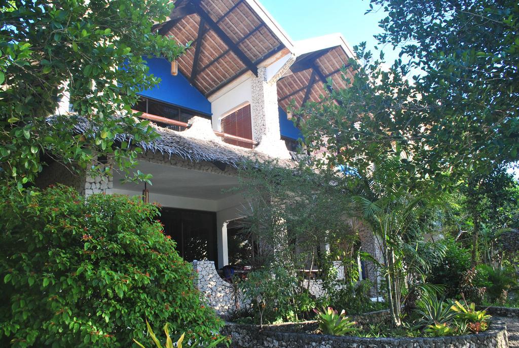 The Blue Orchid Resort Moalboal Exterior foto